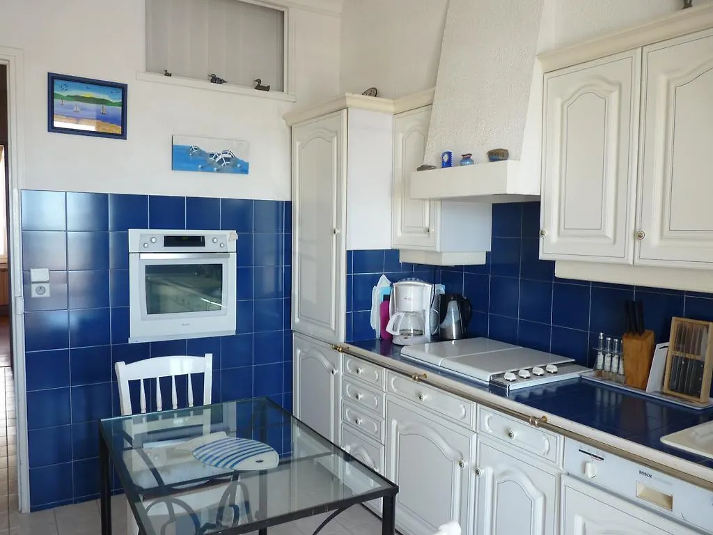 Les Colonnes Apartment Sanary-sur-Mer 0*,