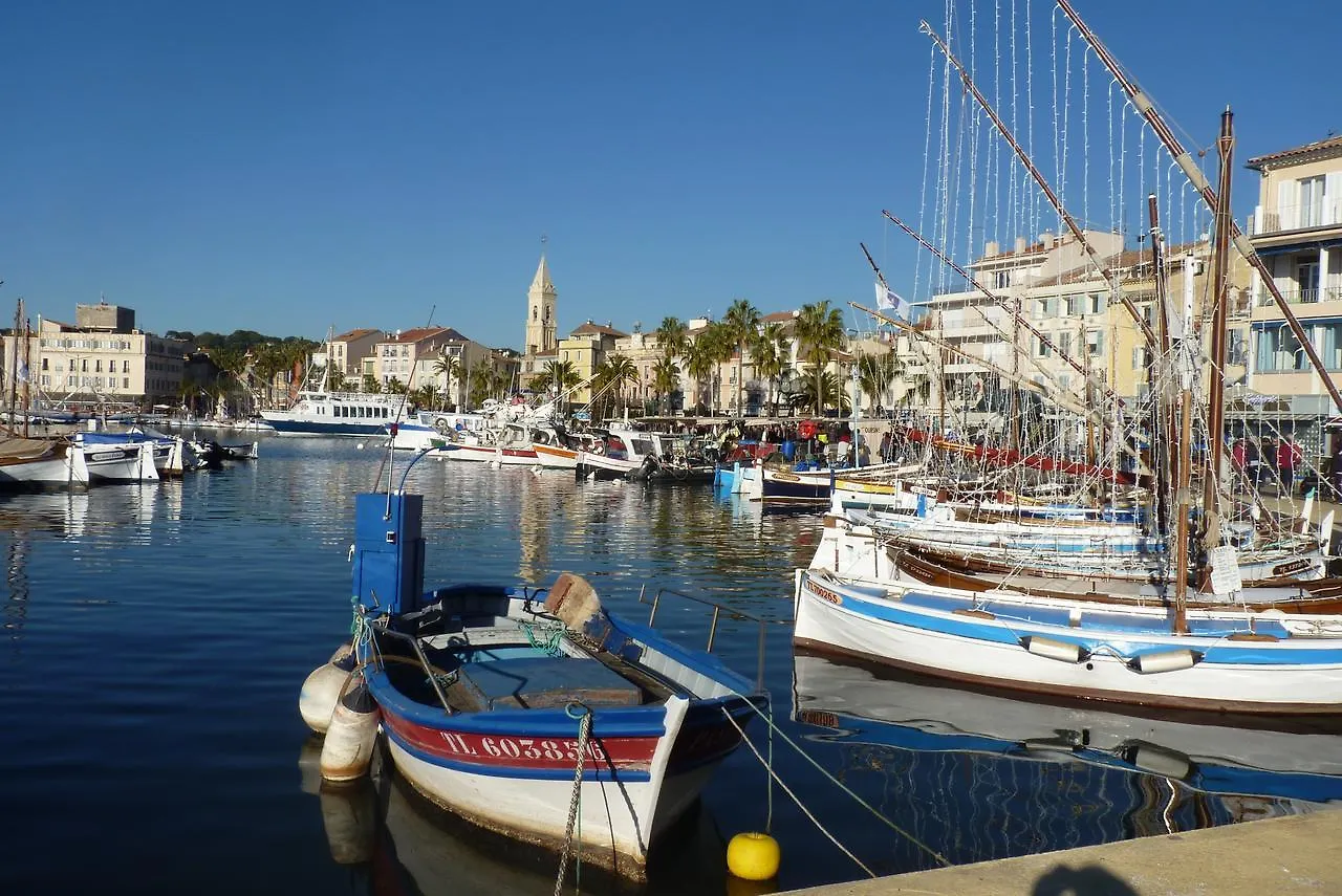 Les Colonnes Apartment Sanary-sur-Mer France